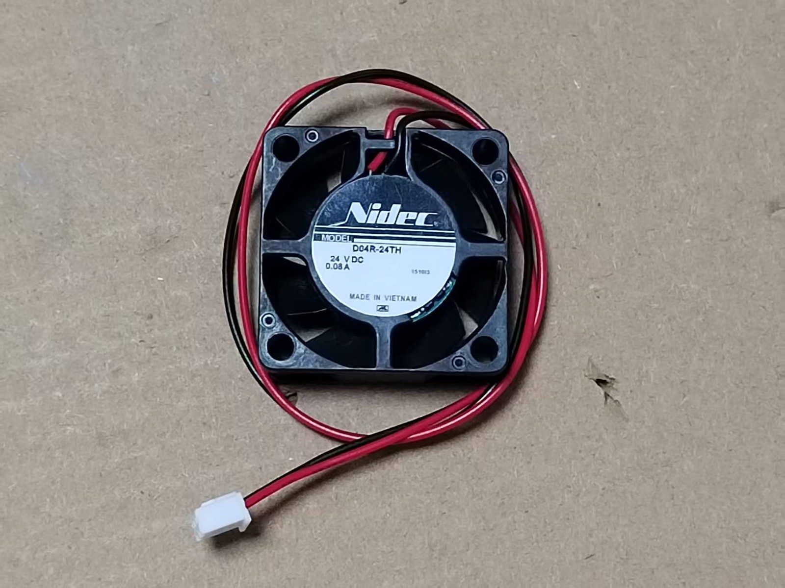 1PC New Nidec D04R-24TH 4015 24V 0.08A 4cm Inverter Fan Free Shipping