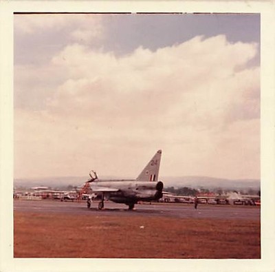 Foto English Electric Lightning 214 Militärflugzeug ca. 9 x 9cm - 9d3102e