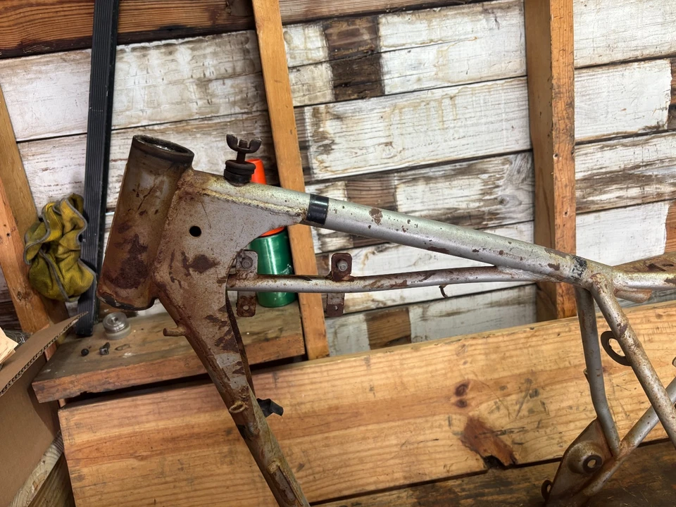 Cuadro Bultaco Lobito 175 modelo 84 MKV 1971 Foto 2 de 4