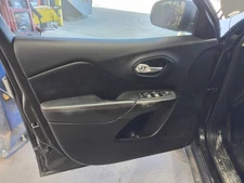 CHEROKEE  2016 Front Door Trim Panel 655734