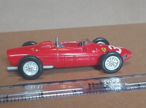 Ferrari 156 F1 1961 Diecast Model 1:35 Sharknose Friction Motor #38 - Picture 2 of 12