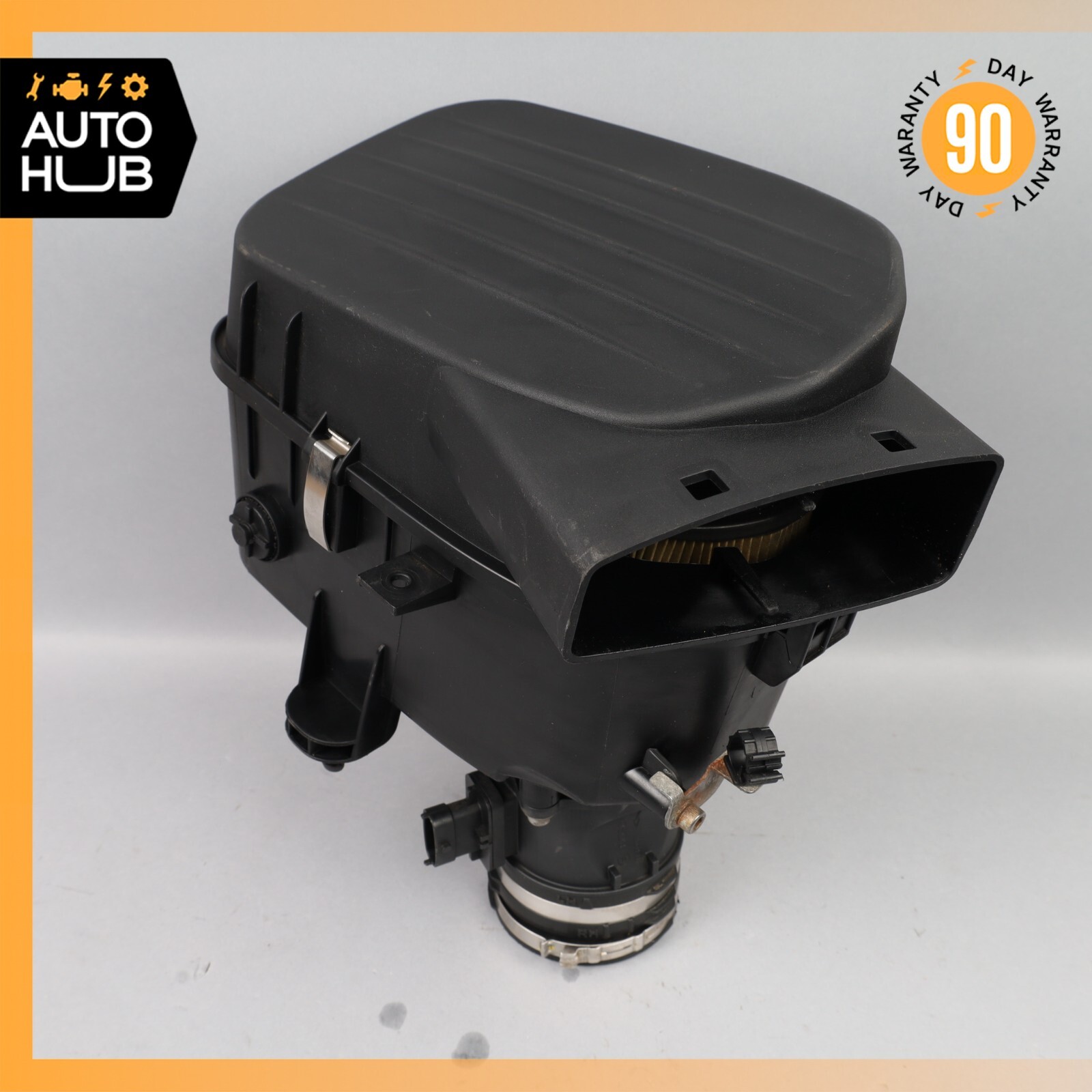 14-18 Maserati Quattroporte Ghibli Engine Air Intake Filter Right 670001543 OEM