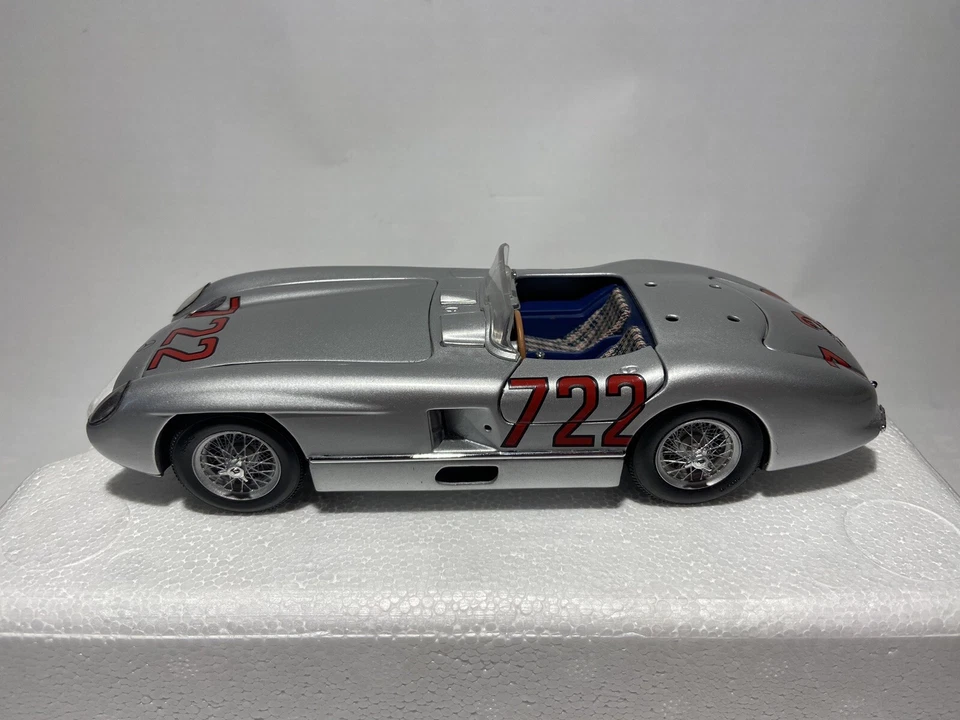 1:24 MERCEDES-BENZ 300 SLR STIRLING MOSS 1955 Minichamps 1/24 - Immagine 2 di 4