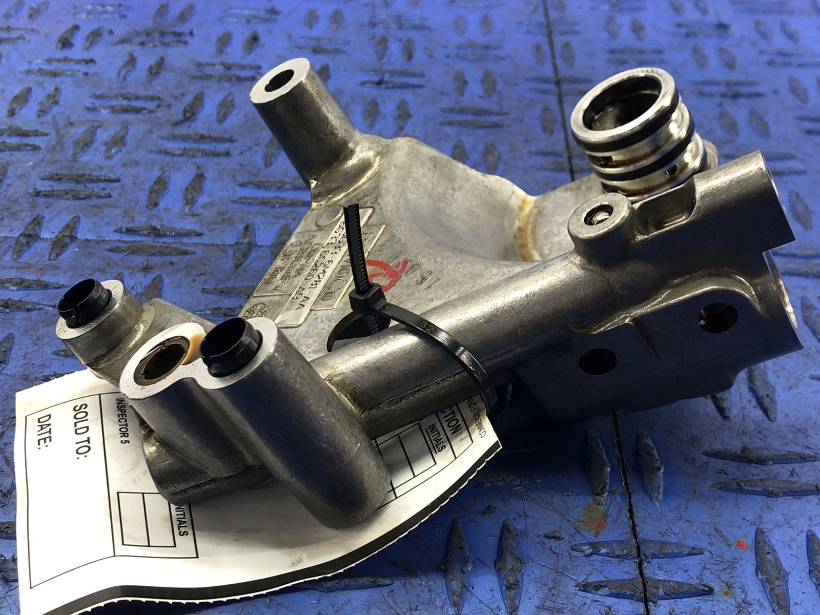2006-2018 ASTON MARTIN VANTAGE V8 ENGINE RGHT VARIABLE TIMING BRACKET 6G33-6C260