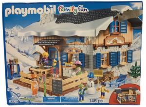 playmobil ski lodge