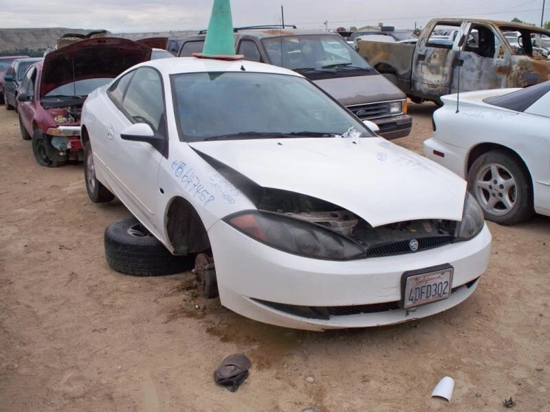 Eje de transmisión exterior delantero derecho usado se adapta a: Mercury Cougar R 1999. Conjunto exterior Foto 3 de 4
