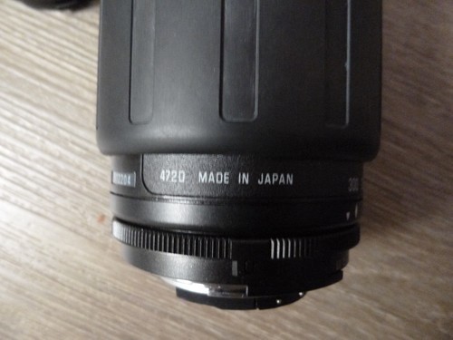 Tamron AF LD Tele Macro 70-300mm 1:4-5.6 Lens - Picture 3 of 8