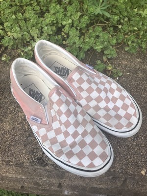 blush checkered vans