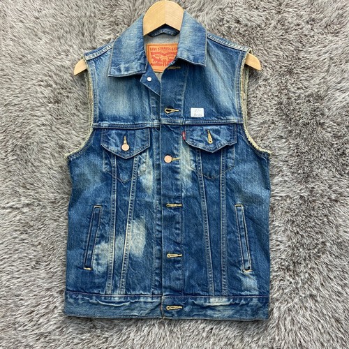 Levis Denim Vest Men Size Small PLEASE 
