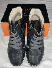 Bernie Merv Women’s Size 38 (7) Wynn Black Crinkle Leather Ankle Boot New