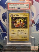 Pocket Scout - Pokemon Card PSA9 Jolteon Holo Old Back Jungle 135 1997