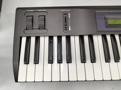KORG X5D 61-Key AI2 Synthesizer Keyboard 64-Voice 8MB ROM w
