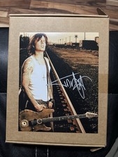 Tommy Lee Motley Crew autographed 8x10 photo with COA