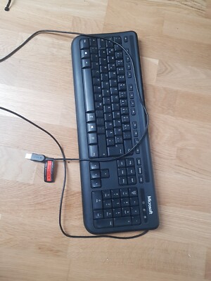 Microsoft Wired Keyboard 600 USB Tastatur - Schwarz, DE (ANB-00008)