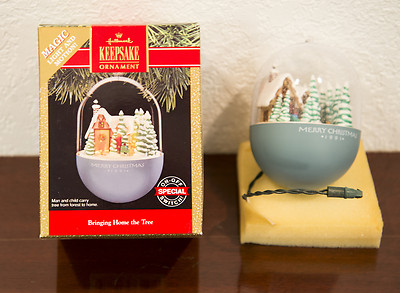 1991 BRING HOME THE TREE MAGIC LIGHT & MOTION HALLMARK CHRISTMAS ORNAMENT MIB