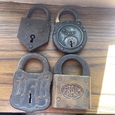 Lot Of 4 Vintage Padlocks
