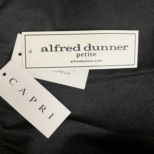 NWT ALFRED DUNNER Women Demin Black Capris SZ 16P Elastic Waist Pockets Stretch - Picture 2 of 8