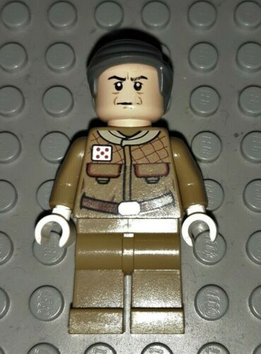 Lego Star Wars Minifigur Rebel General Rieekan (aus Set 75014) - Bild 1 von 1