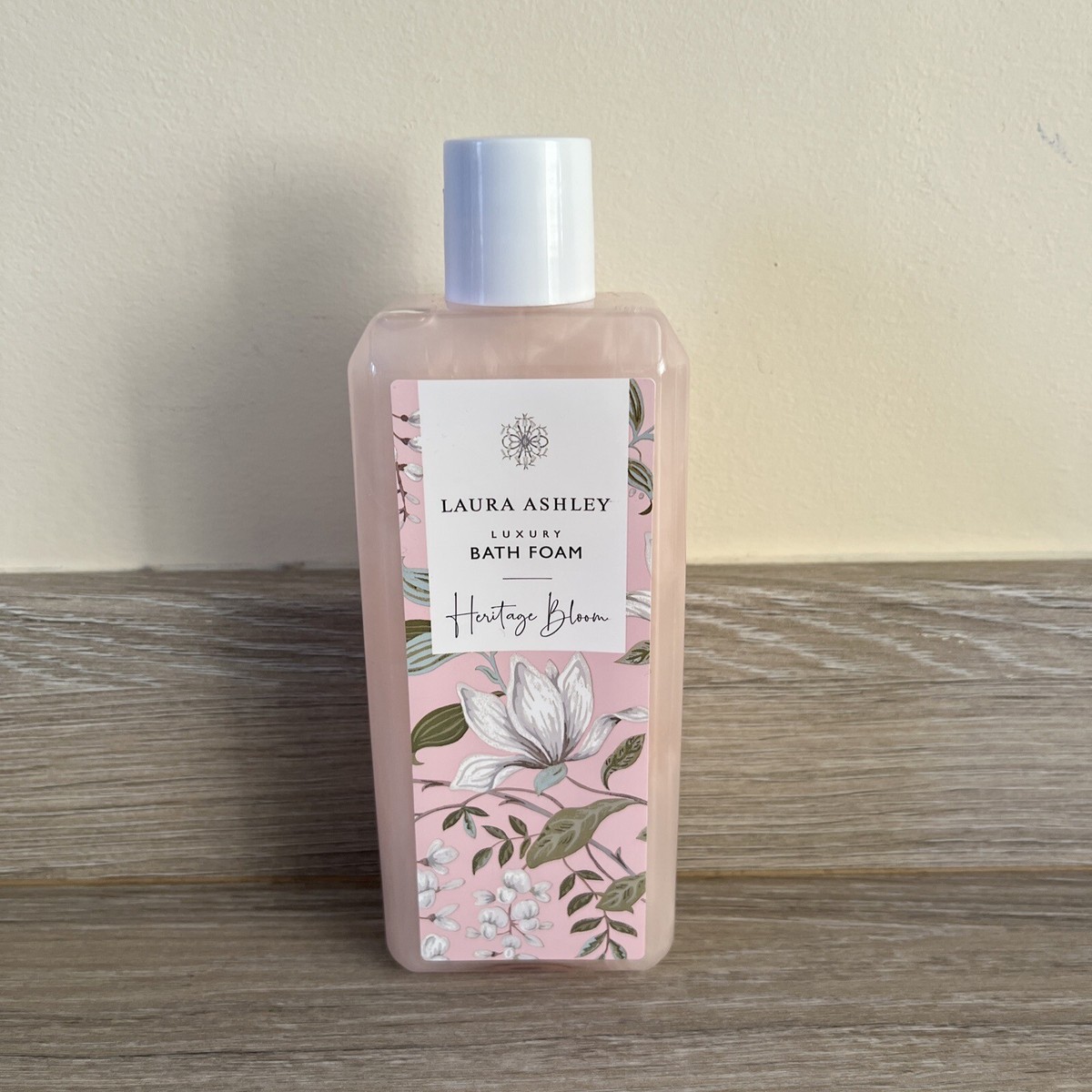 Laura Ashley - Heritage Bloom - Luxury Bath Foam - Size