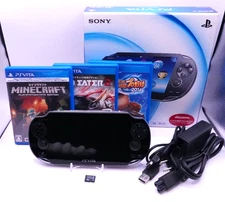 【 BOX set】 PS Vita PCH-1100 Console + 4 Games + 8GB Memory Card JAPAN 【 B Rank 】