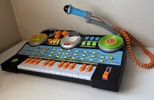 VTech KidiJamz DJ Music Studio Piano Keyboard Black w/Mic  MP3 works Great 