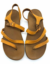 Chaco Men's Adjustable Strap Buckle Strappy Sandals Brown/Tan