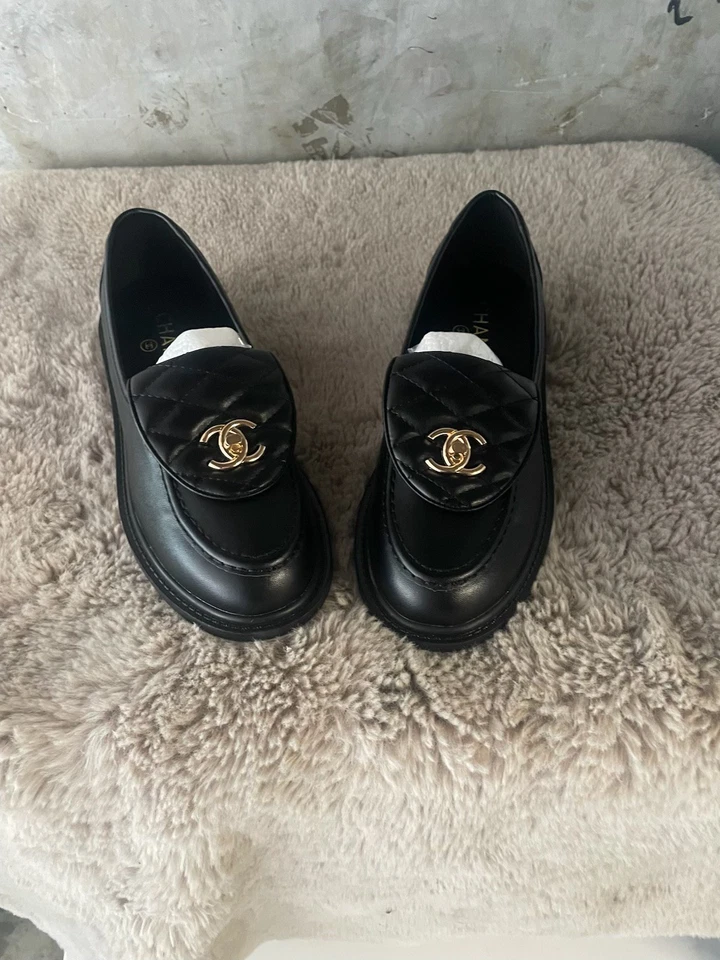 Paire Mocassins Chanel, Size 38 - Photo 2/4