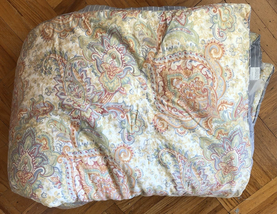 Charter Club Queen Size Reversible Duvet Comforter - Paisley and Stripes - Image 3 of 4