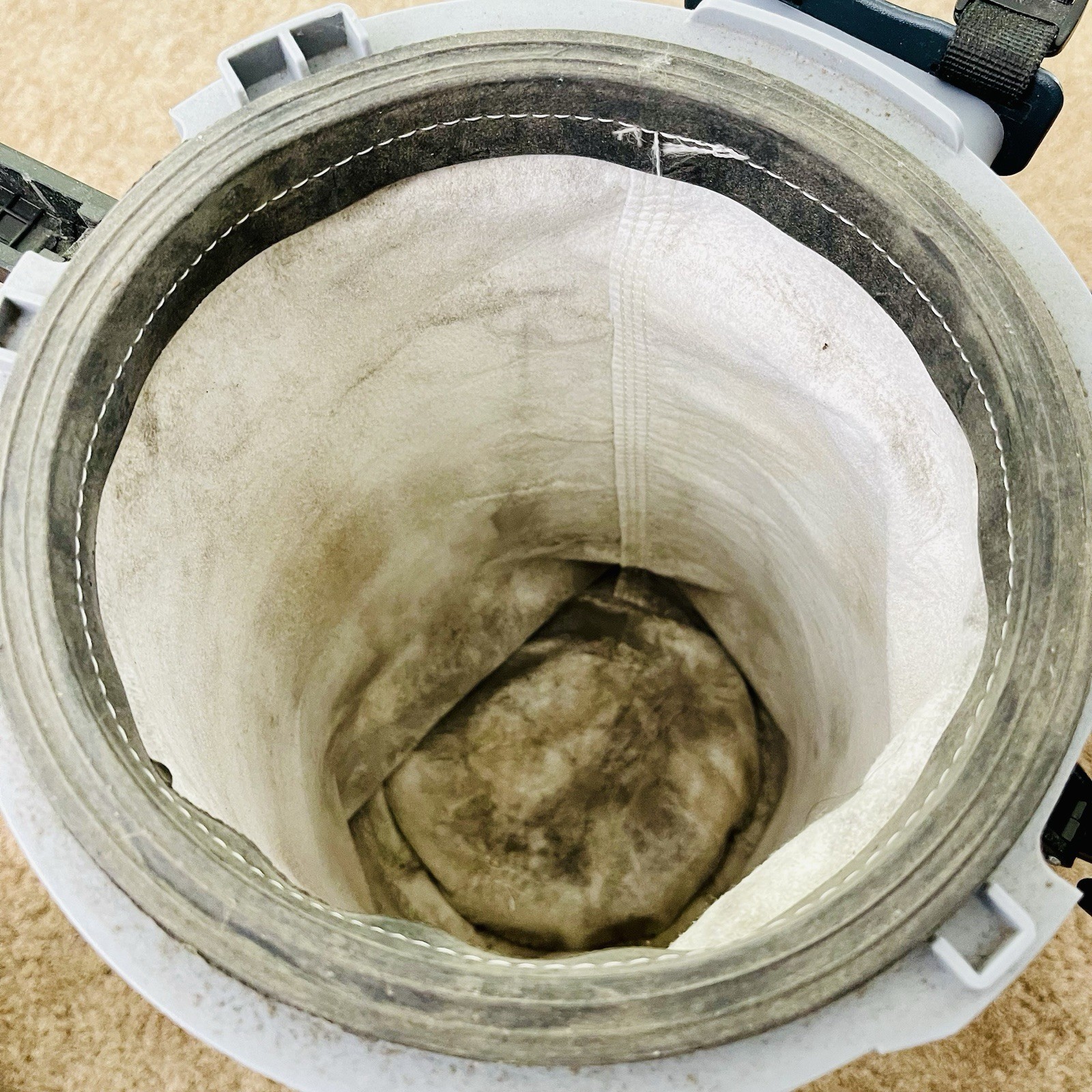 Advance Agility 10XP Backpack Vacuum cleaner Tested Works NO HOSE!!