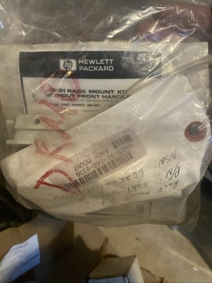 hp 5061-9677 RACK MOUNT KIT 132.6H WITHOUT FRONT HANDLES NEW/NOS