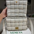 Foto 10 di 10
