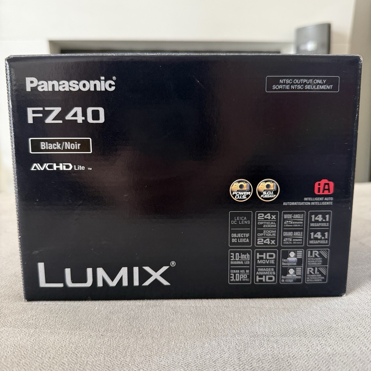 Panasonic LUMIX DMC-FZ40/DMC-FZ45 14.1MP Digital Camera - Black