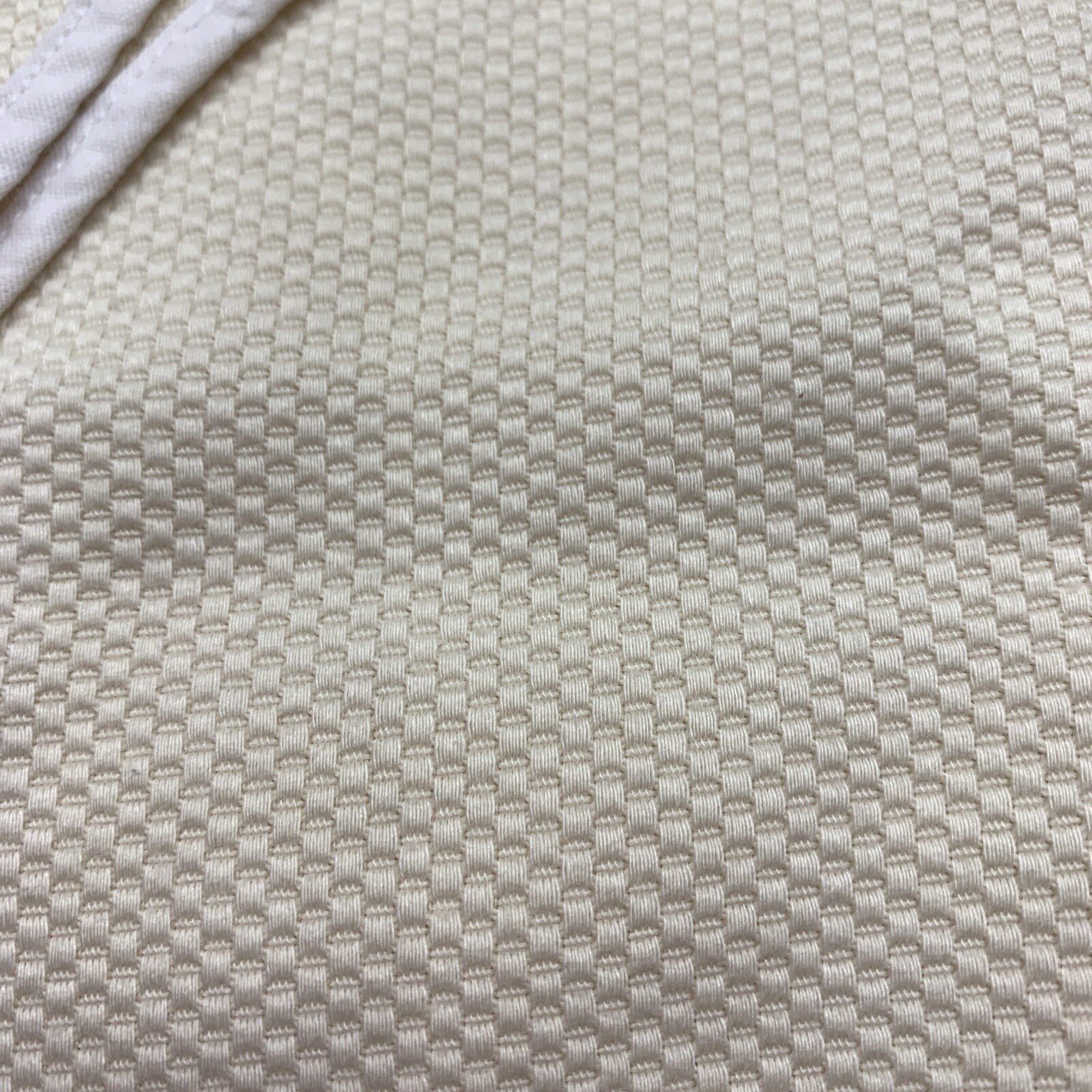 Matouk Twin Scalloped Yellow Coverlet eBay