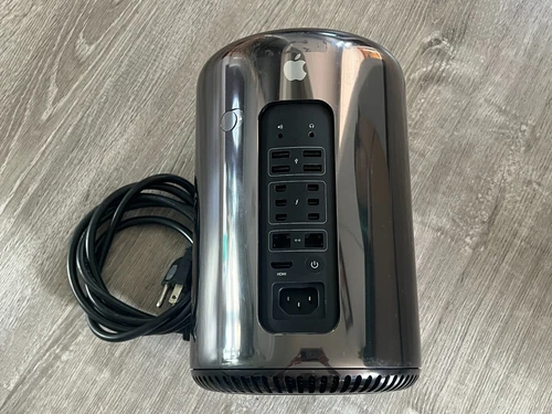 Apple Mac Pro Late 2013 3.7GHz Quad-Core Intel Xeon E5 32GB 251GB SSD