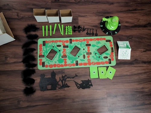 Vintage 1965 Green Ghost Glow In the Dark Board Game Transogram Company Inc