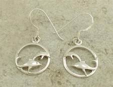 PRETTY HIGH POLISH .925 STERLING SILVER DANGLING DOLPHIN EARRINGS style e0908