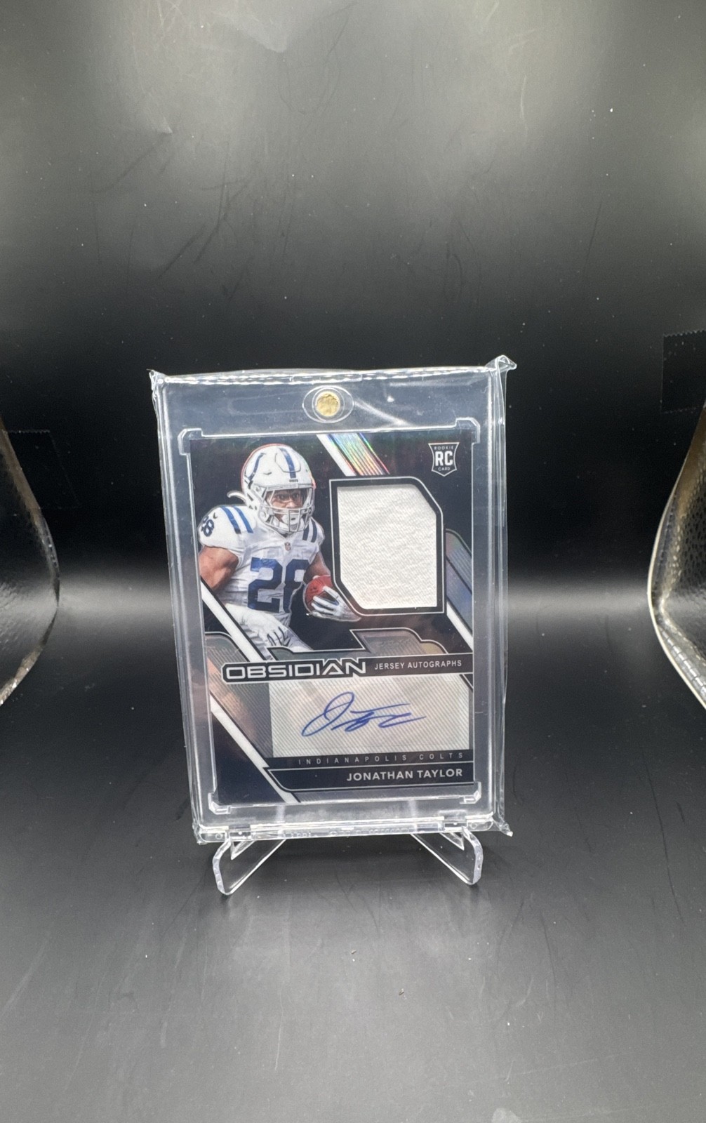 2020 Panini Obsidian - Rookie Jersey Autos Jonathan Taylor #216 /150