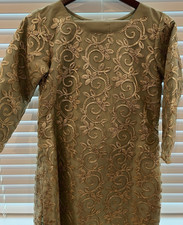 Women s Gold Embroidered Mesh Kurta/Kurti Tunic with Matching Dupatta pants.
