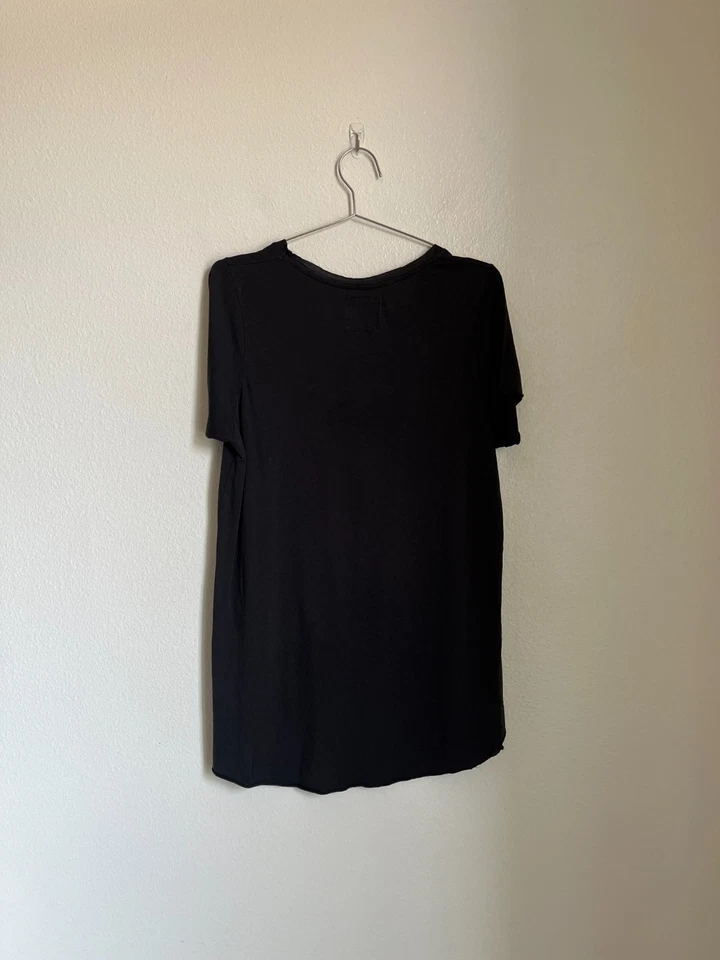 Zoe Karssen Dead Hands Hi-Low Graphic Tee in Black Size MEDIUM - Image 3 of 4