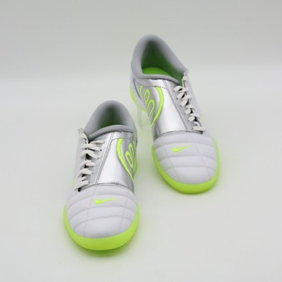 IM1381-100 PALACE x Nike Total 90 3 White Volt Metallic Silver