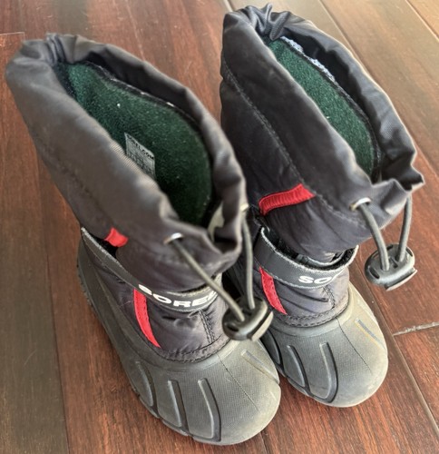 Sorel Flurry Black Red Winter Lined Snow Boots Boys Youth Size 9 NC1965-015 - Picture 3 of 11