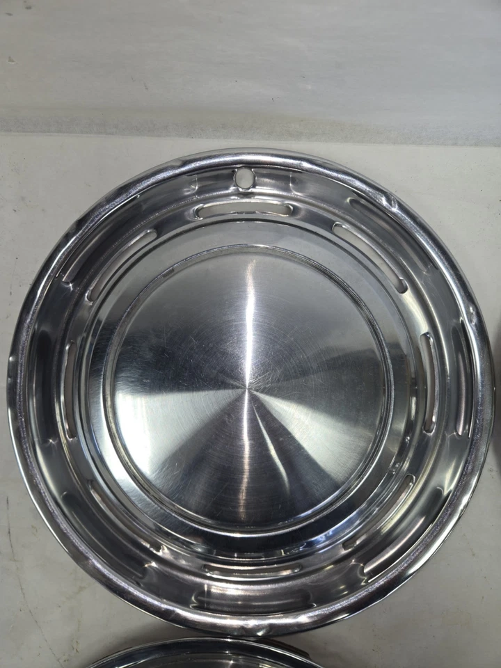 Tapacubos Ford Pinto Mercury Bobcat 1971-78 13 pulgadas OEM Fomoco Foto 4 de 4