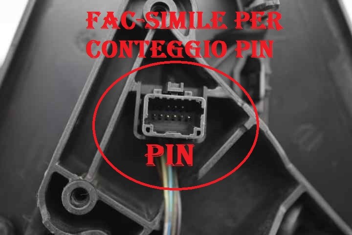 Foto 10 di 24