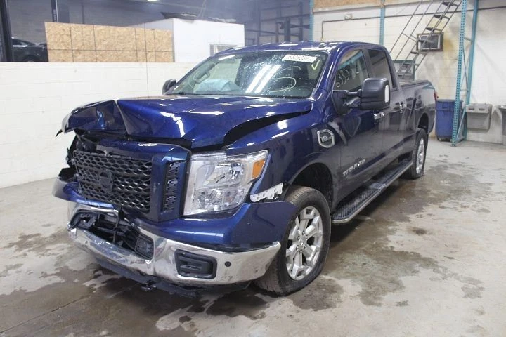 Gator Soft Folding Tonneau Cover For 2019 Titan XD Crew Cab 2326902 - Image 2 of 4