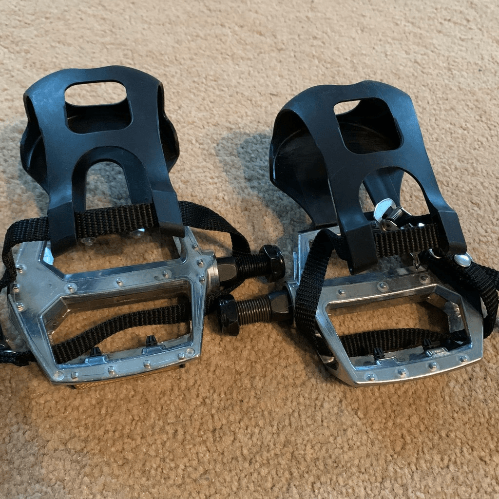 【レア・飛び道具】Napalm Pedals ball s-l400.jpg