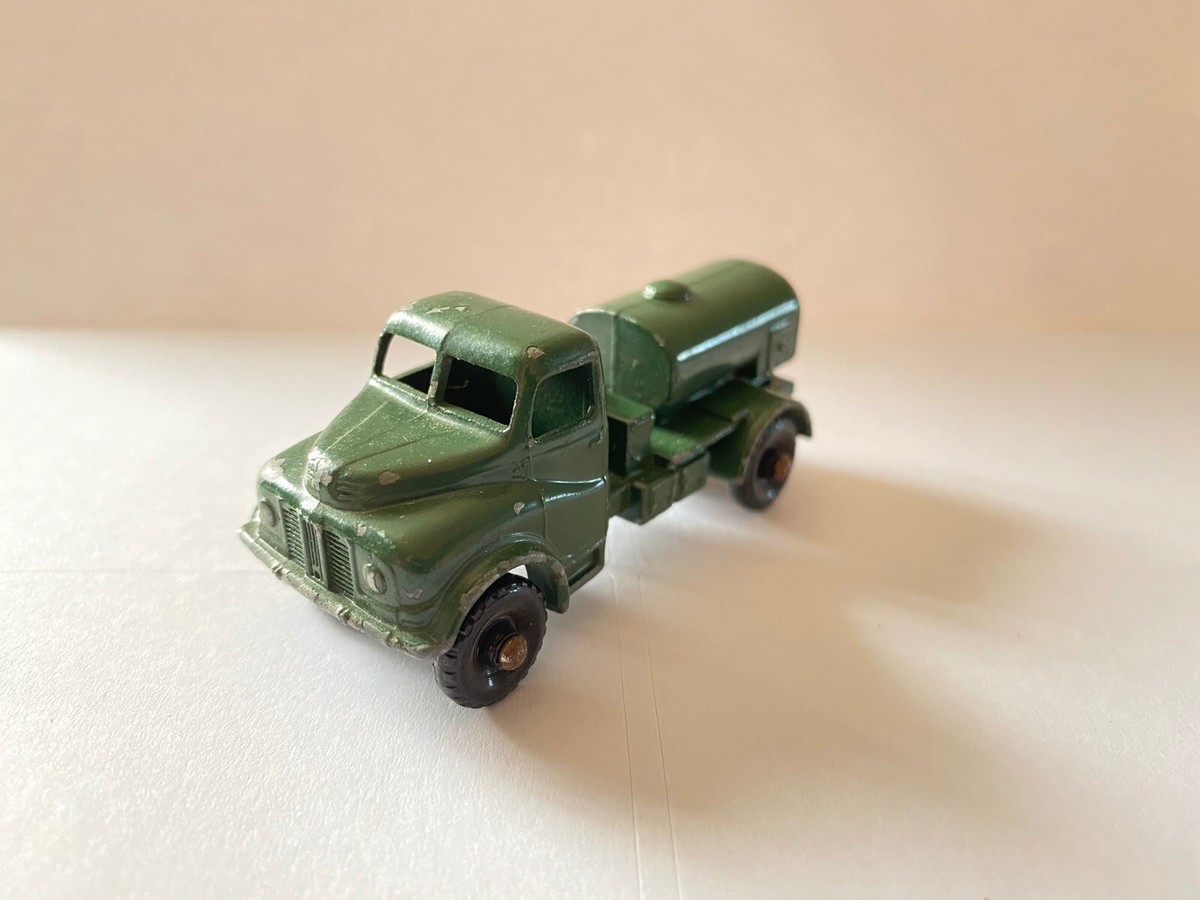 MATCHBOX 　No.71 Army Water Truck Vintage Lesney Matchbox Series #71 Austin 200 Gallon Water