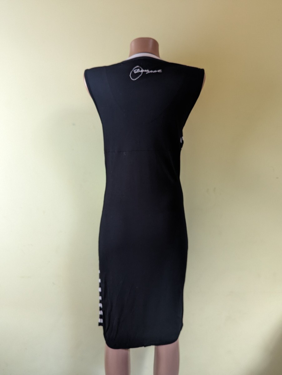 Desigual Sz M black gray white bodycon Geometric Stripe