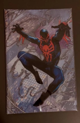 Ultimate spiderman n. 1 edizione limitata variant cover doppio PVC Cecchetto - Foto 2 di 3
