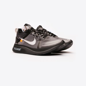 zoom fly the ten black