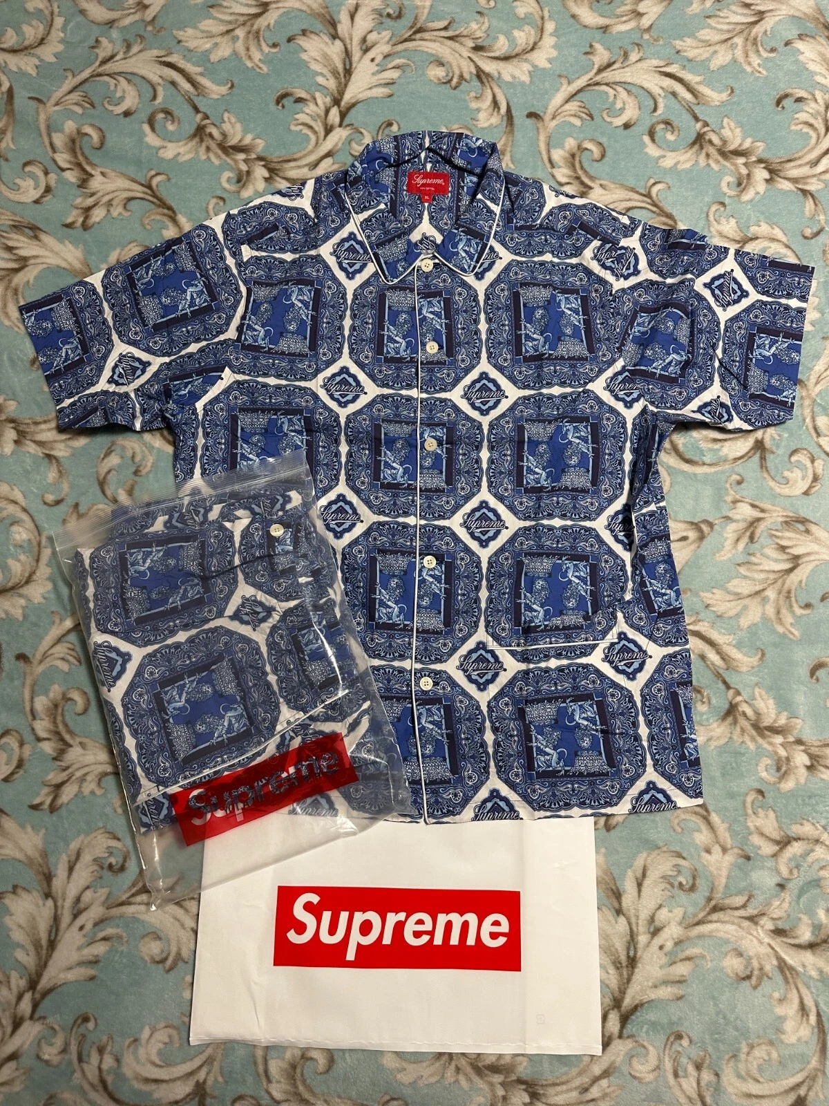SET PYJAMA RÉGENCE SUPRÊME (BLEU) (XL) SS22 ENSEMBLE PYJAMA PYJAMA BOÎTE LOGO POURQUOI SI TRISTE